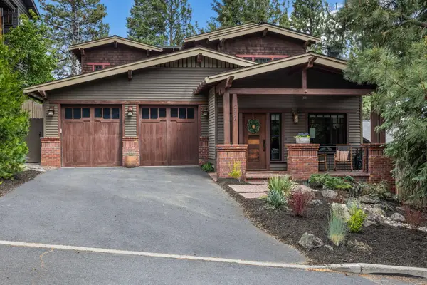 2216 NW 6th Street, Bend, OR 97703