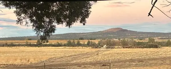 720 NW Glass, Madras, OR 97741