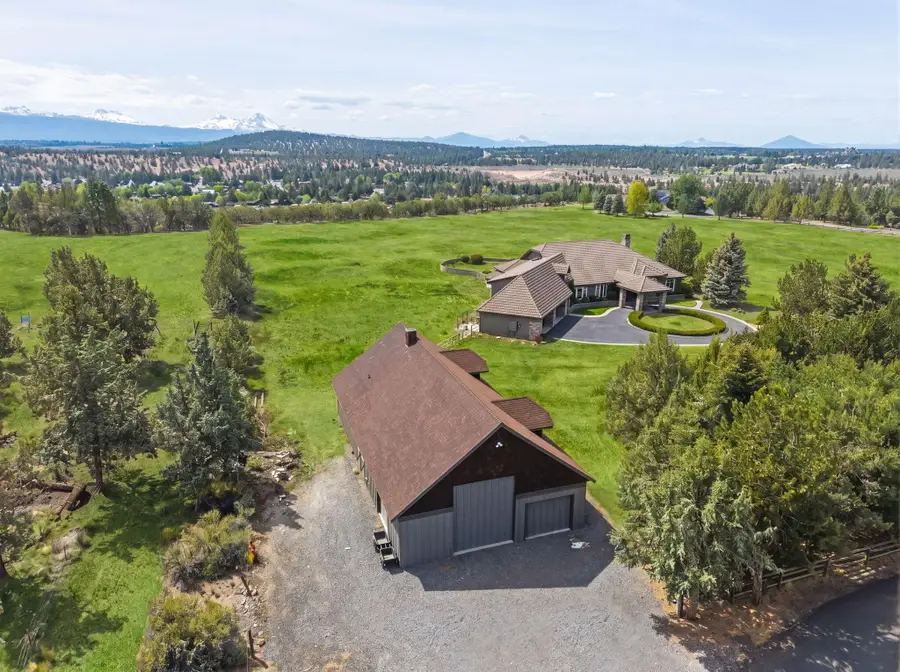 20180 Winston Loop, Bend, OR 97703 - #2