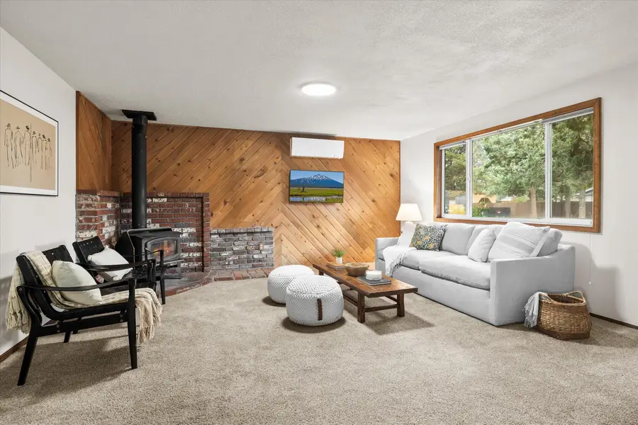 947 SE 6th Street, Bend, OR 97702 - #2