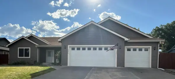 3276 Hammer Street, Klamath Falls, OR 97603