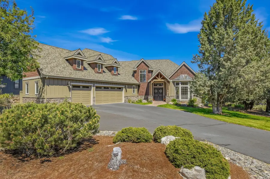 9009 Merlin Drive, Redmond, OR 97756 - #3