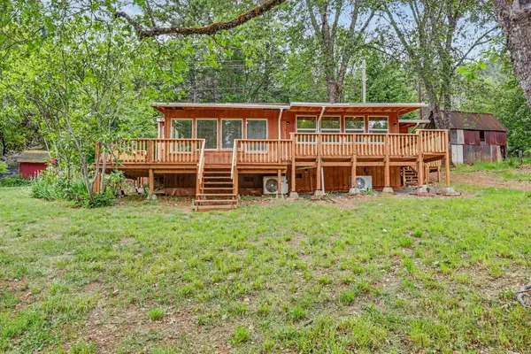 206 Lower Wolf Creek Road, Wolf Creek, OR 97497