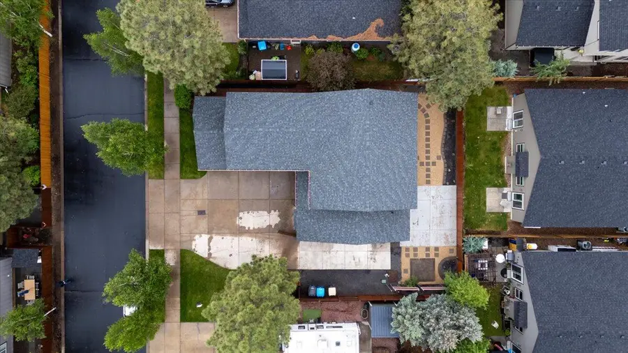 623 N Freemont Street, Sisters, OR 97759 - #2