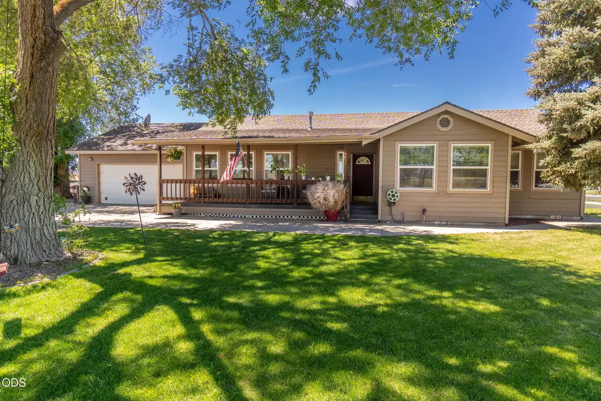 6631 NW Puckett Road, Prineville, OR 97754 - #1