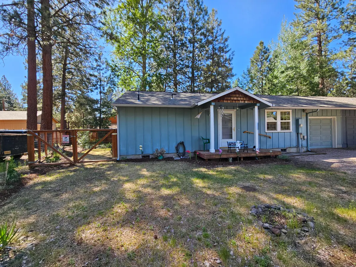 369 E St Helens Avenue, Sisters, OR 97759 - #1