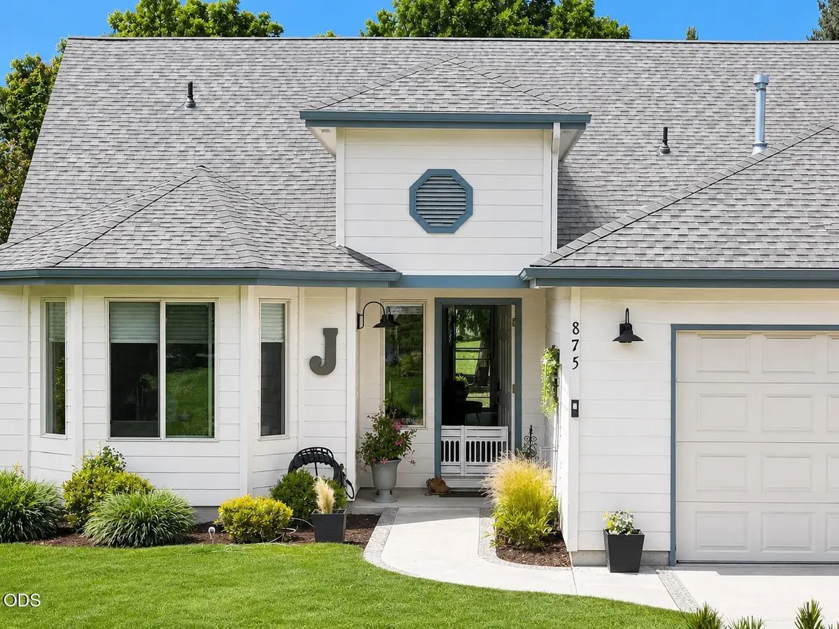 875 Hanks Street, Klamath Falls, OR 97601 - #1