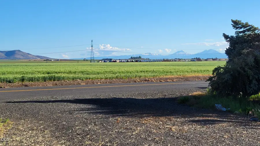 513 9th Street, Metolius, OR 97741 - #2