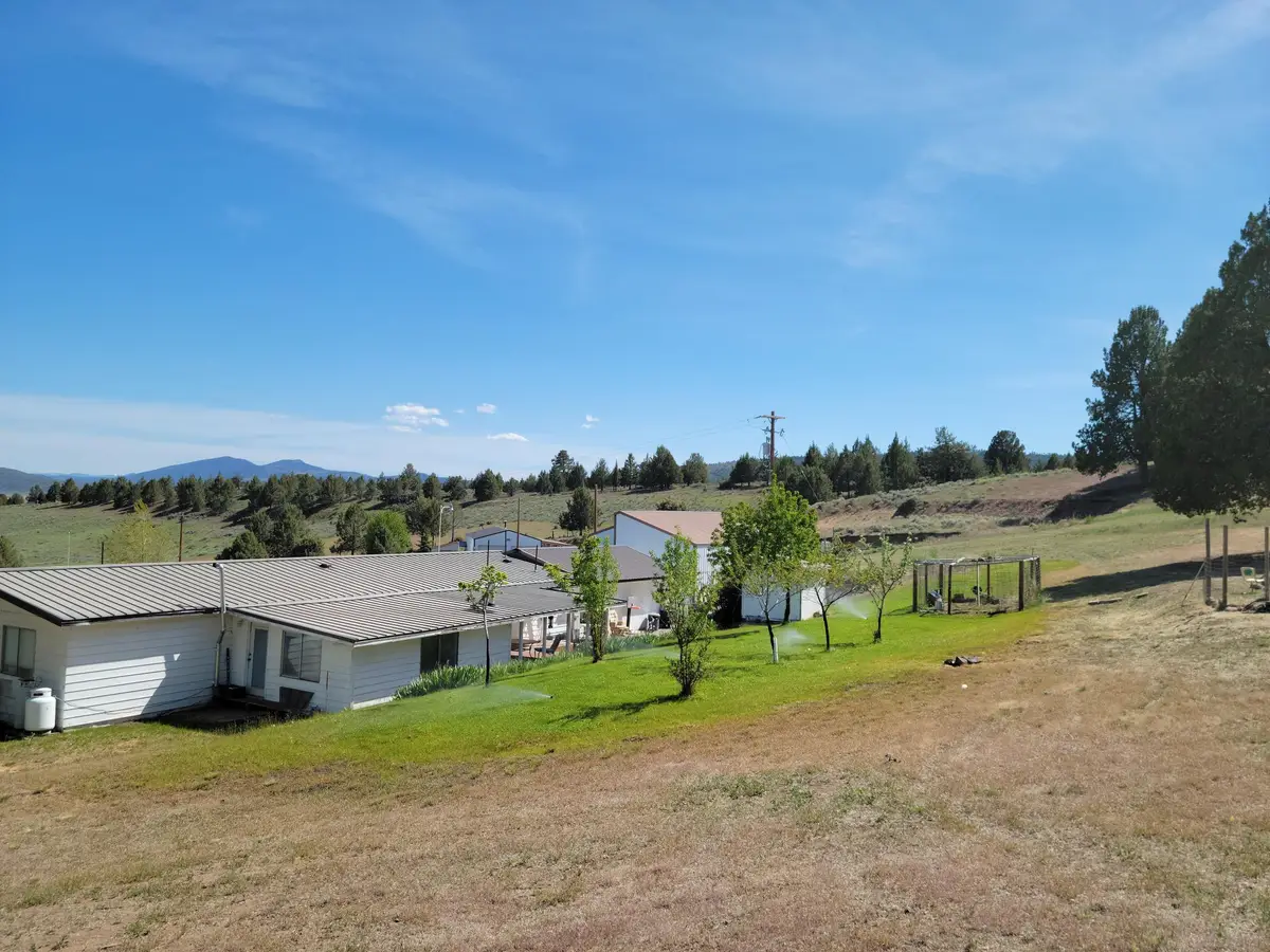 861 Russell Street, Klamath Falls, OR 97603 - #1