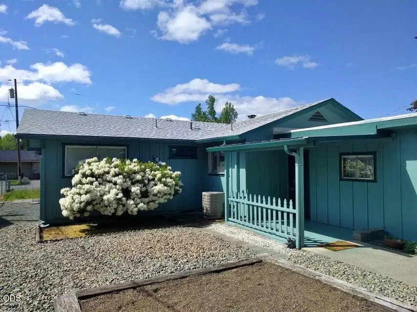 1716 SW K Street, Grants Pass, OR 97526 - #3