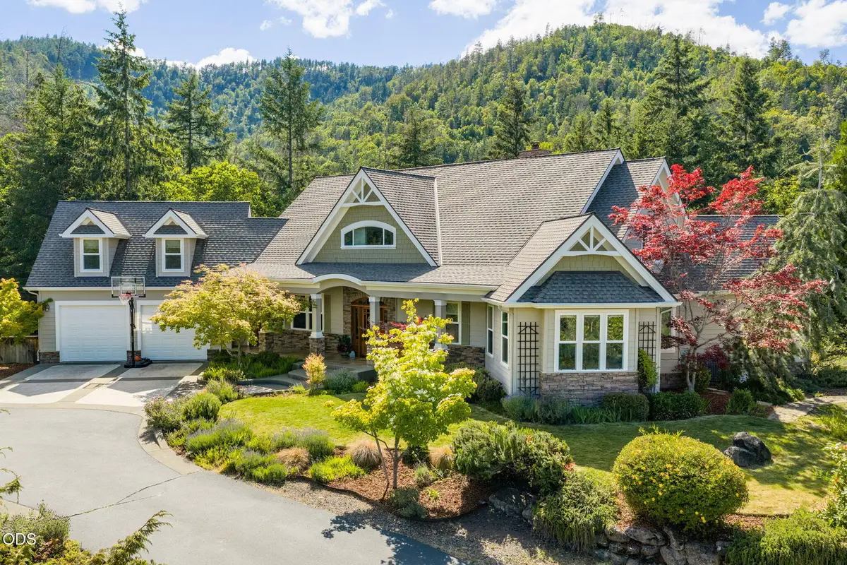 9220 Yank Gulch Road, Talent, OR 97540 - #1