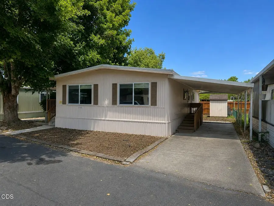 332 Beechwood Drive, Grants Pass, OR 97526 - #2