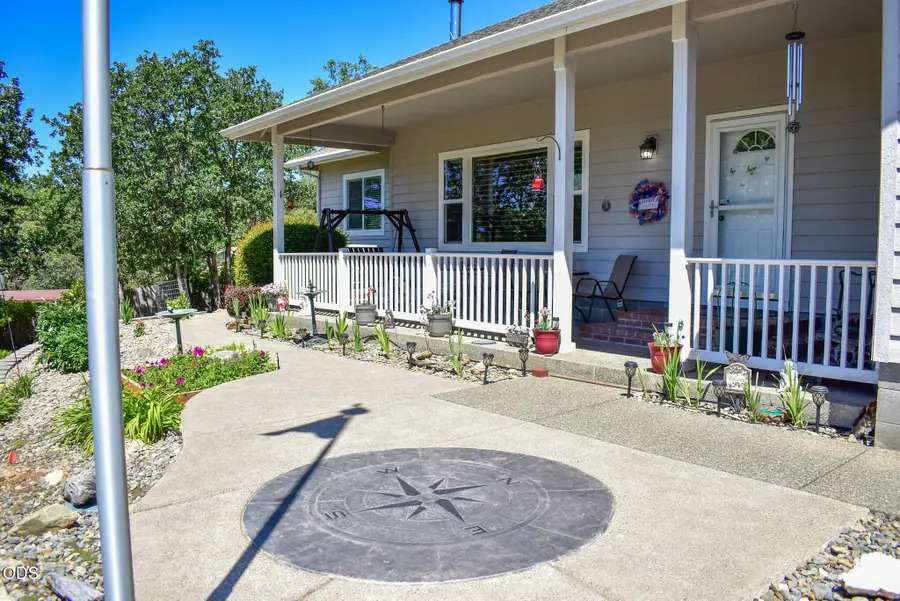 799 Three Pines Road, Grants Pass, OR 97526 - #2