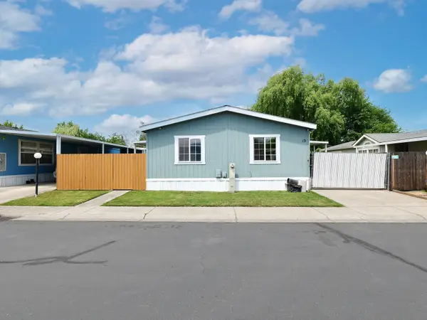 1570 S Peach Street # 13, Medford, OR 97501