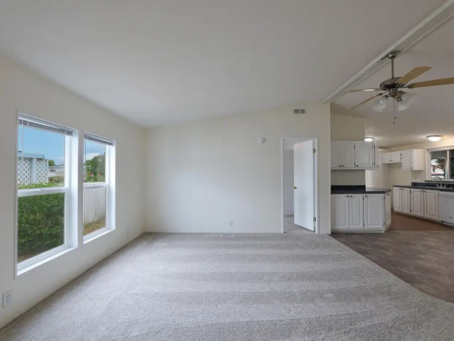 3501 Avenue C #SPC 15, White City, OR 97503 - #3