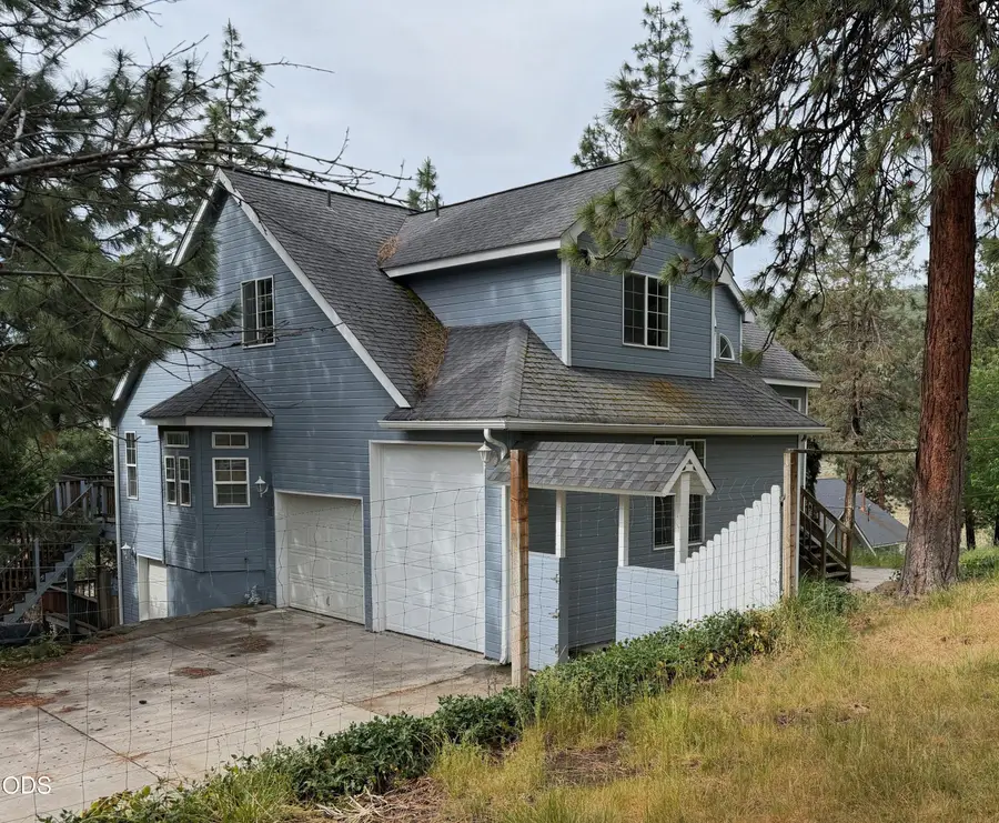 3737 Thicket Court, Klamath Falls, OR 97601 - #3