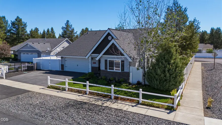 51430 Mac Court, La Pine, OR 97739 - #2
