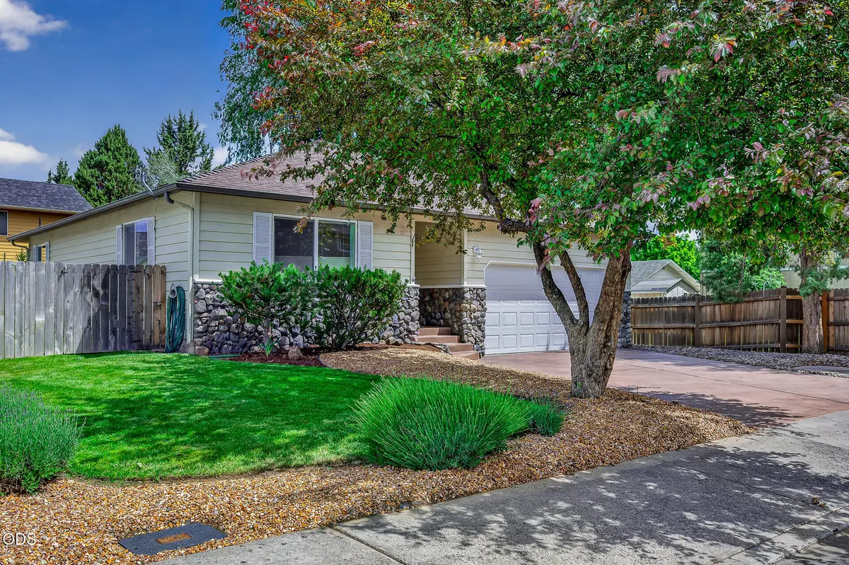2990 NE Wells Acres Road, Bend, OR 97701 - #1