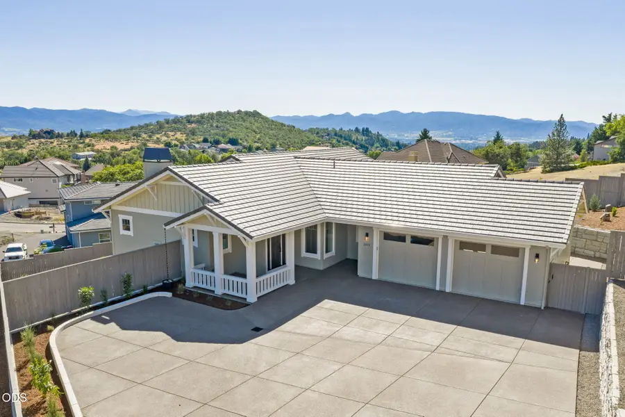 5615 Autumn Park Drive, Medford, OR 97504 - #2