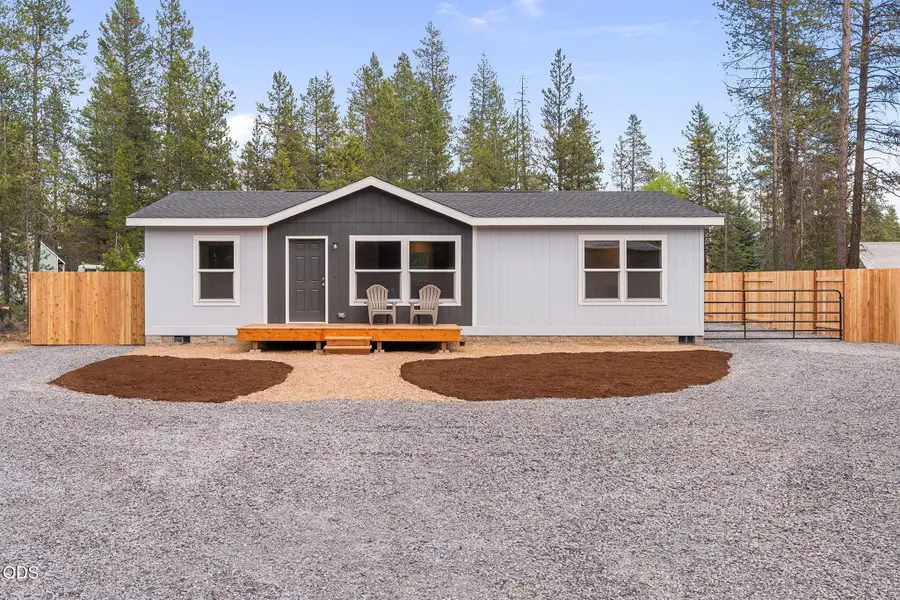 52718 Oak Drive, La Pine, OR 97739 - #2