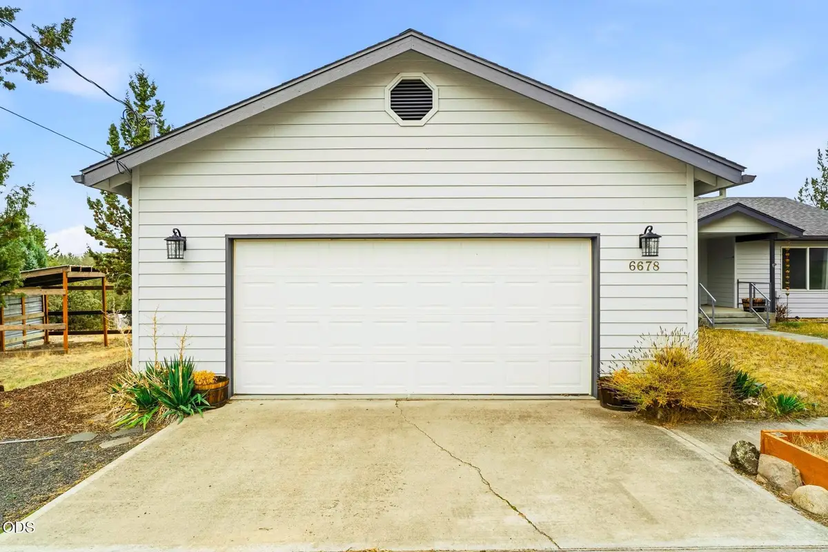 6678 SE Davis Loop, Prineville, OR 97754 - #1