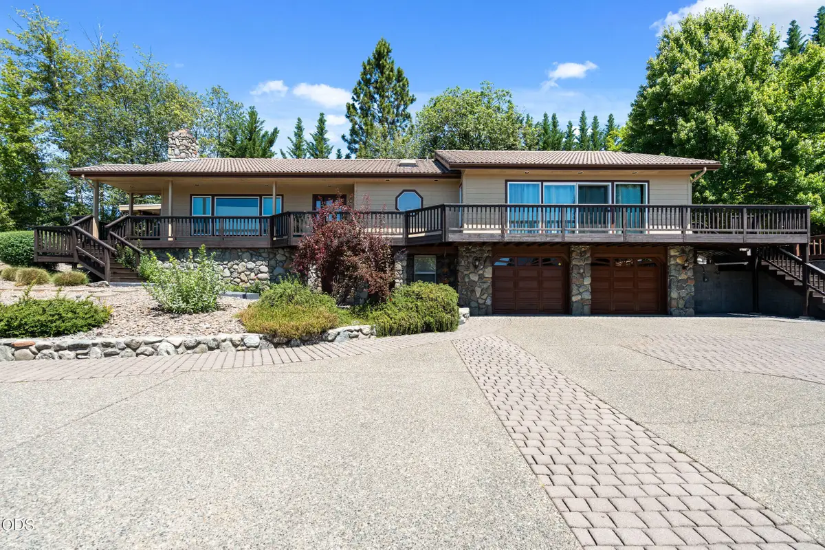 1438 NE Sherman Lane, Grants Pass, OR 97526 - #1