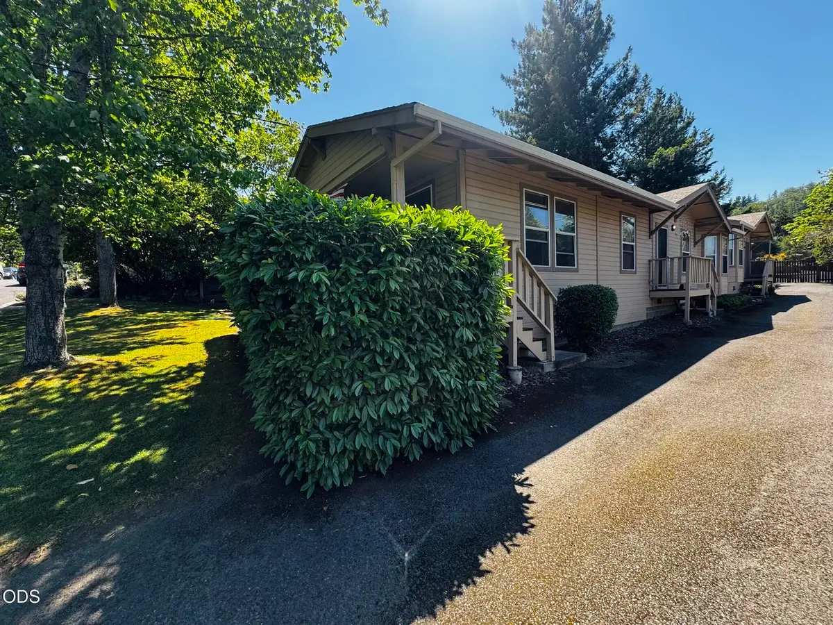 473 Scenic Drive, Ashland, OR 97520 - #1