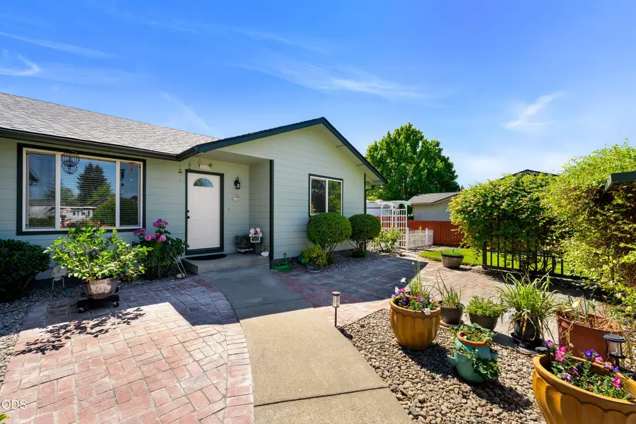 1445 SW Silver Maple Way, Grants Pass, OR 97526 - #2