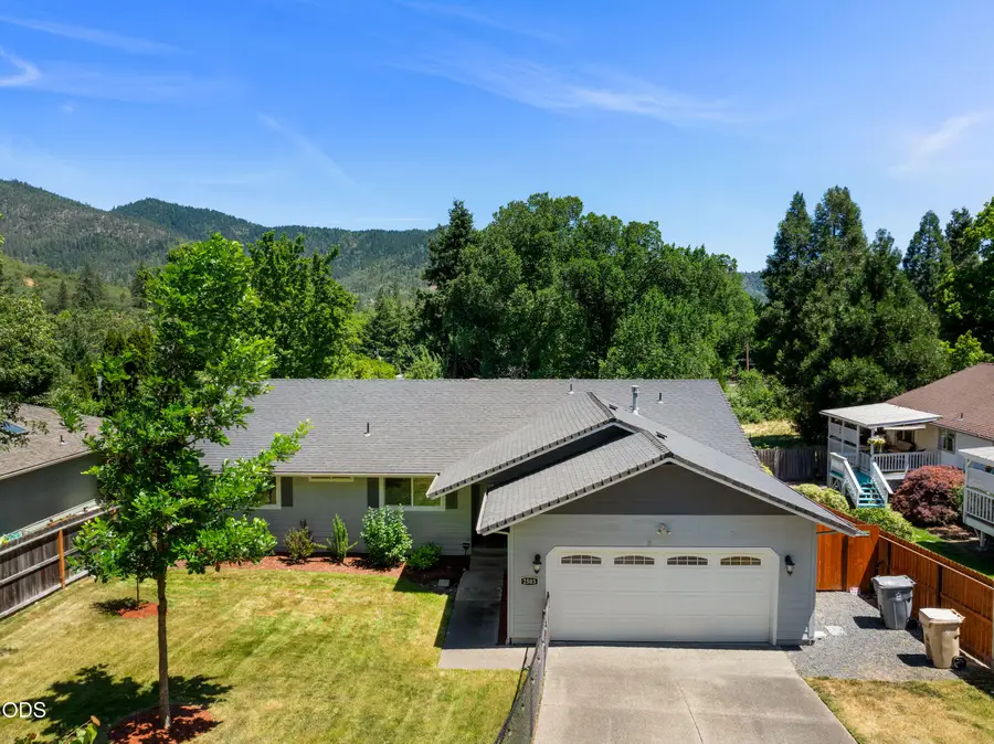 2503 NW Lassen Way, Grants Pass, OR 97526 - #2