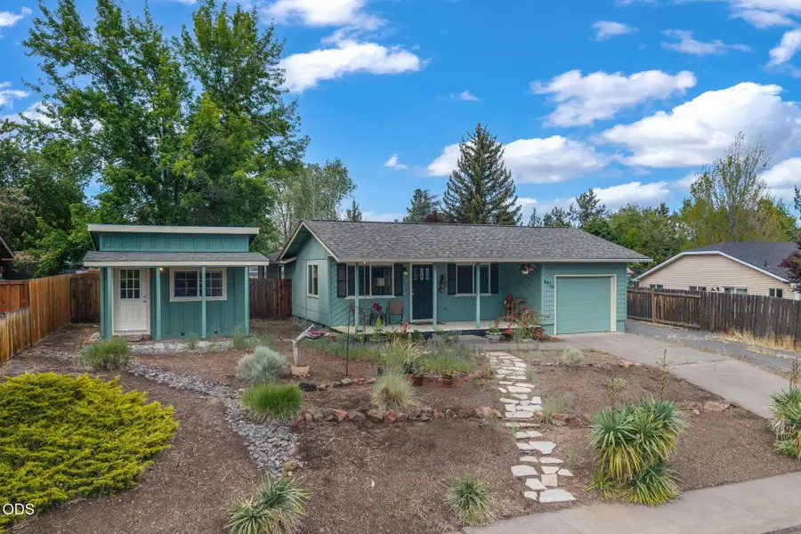 1926 NE Monterey Avenue, Bend, OR 97701 - #2