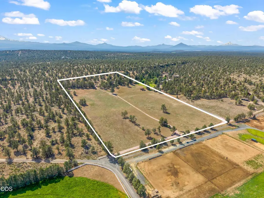19450 Dusty Loop, Bend, OR 97703 - #2
