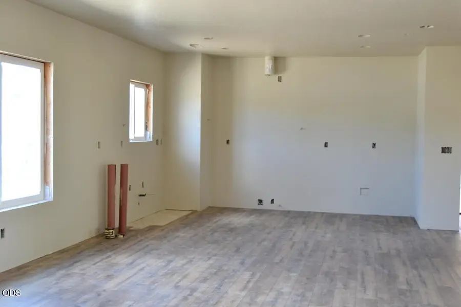 1540 W Harbeck Road, Grants Pass, OR 97527 - #3