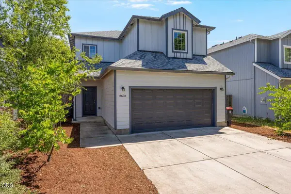 2634 Wyatt Drive, Medford, OR 97501