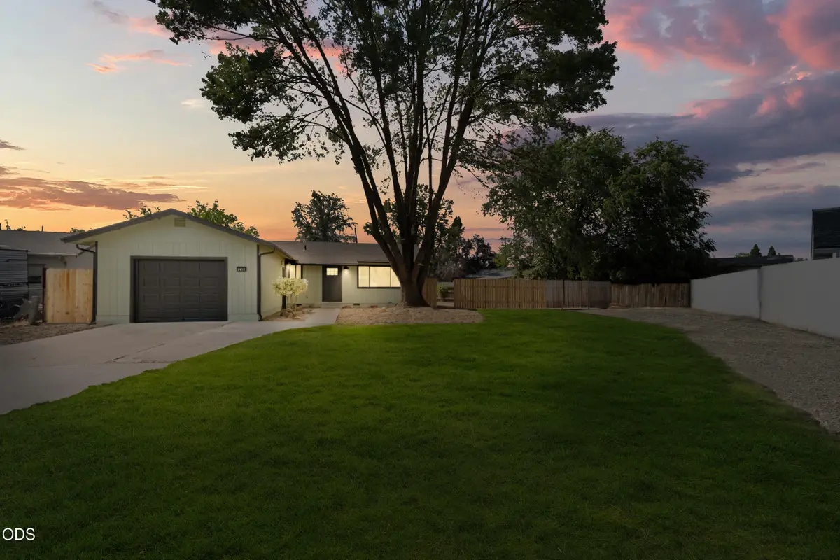2417 Flanders Street, White City, OR 97503 - #1