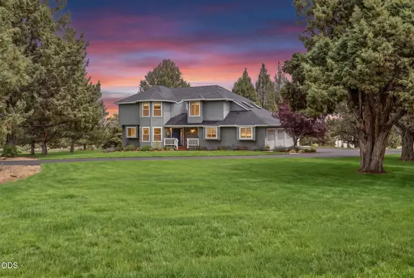 22055 White Peaks Drive, Bend, OR 97702