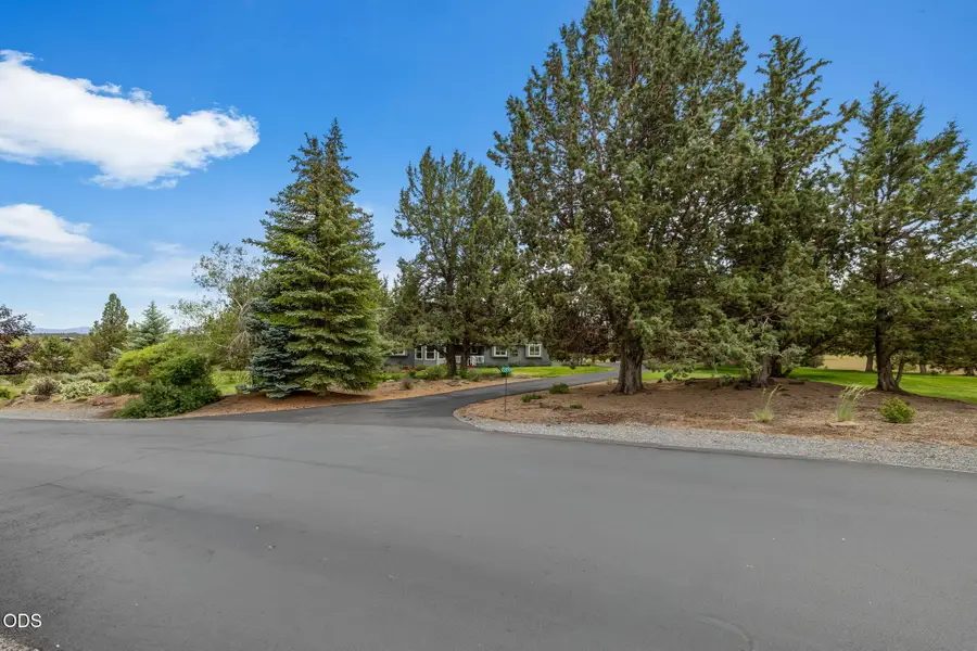 22055 White Peaks Drive, Bend, OR 97702 - #2