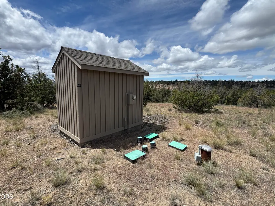 SE Texas Circle #52, Prineville, OR 97754 - #2