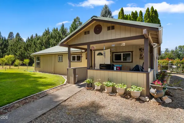 4551 Holland Loop Road, Cave Junction, OR 97523