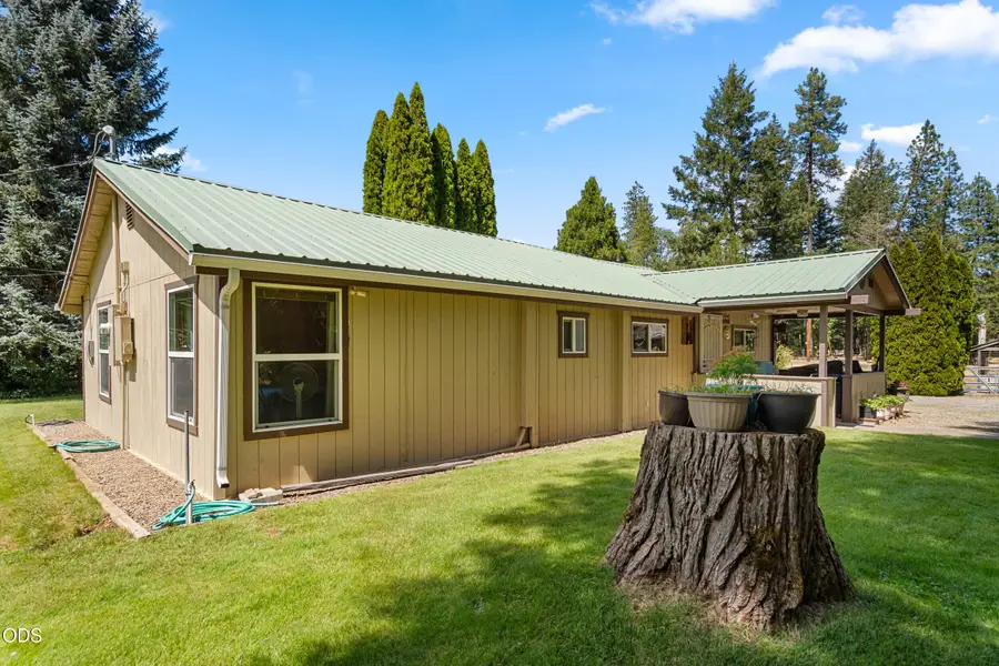 4551 Holland Loop Road, Cave Junction, OR 97523 - #2