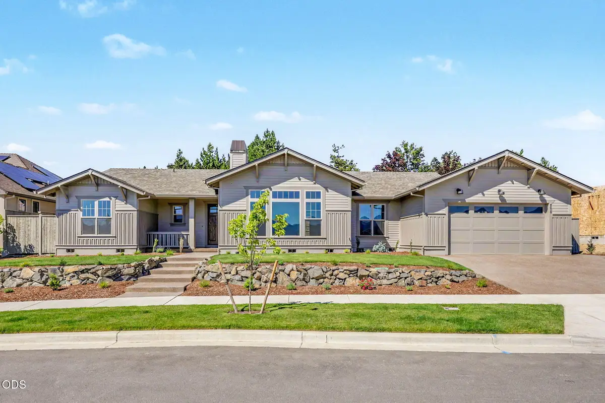 4019 Sunleaf Avenue, Medford, OR 97504 - #1