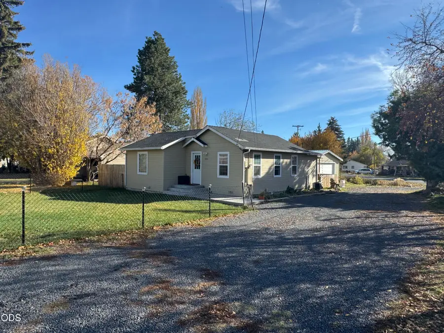 4710 Hilyard Avenue, Klamath Falls, OR 97603 - #2
