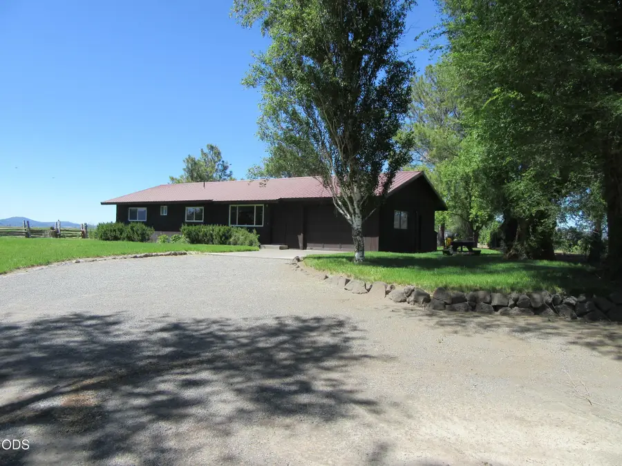2917 Shady Dell Road, Macdoel, CA 96058 - #2