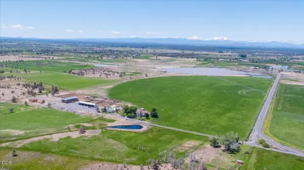 10410 SW Houston Lake Road, Powell Butte, OR 97753