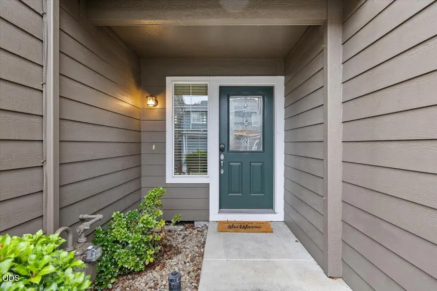 332 Live Oak Loop, Central Point, OR 97502 - #2