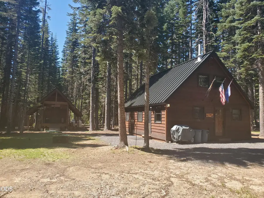 24 Diamond Lake Loop, Chemult, OR 97731 - #2