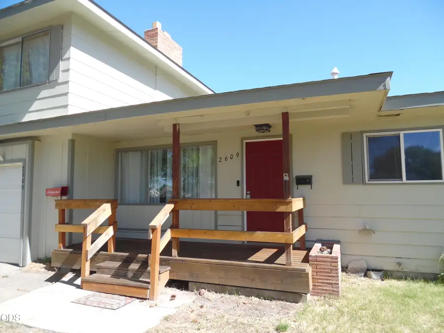 2609 Reclamation Avenue, Klamath Falls, OR 97603 - #3