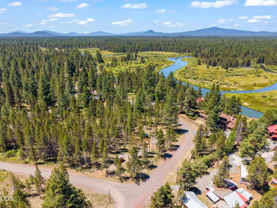 54680 Silver Fox Drive, Bend, OR 97707 - #3