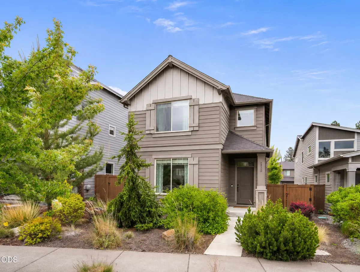 61066 SE Sydney Harbor Drive, Bend, OR 97702 - #1