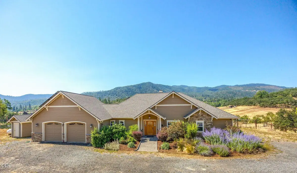 4337 Pioneer Road, Medford, OR 97501 - #1