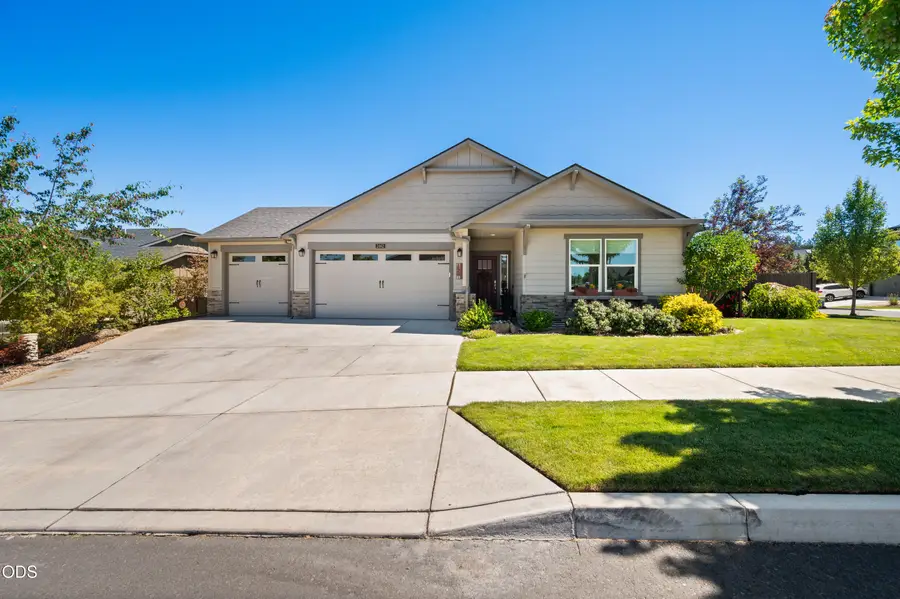 2462 SW 43rd Place, Redmond, OR 97756 - #2